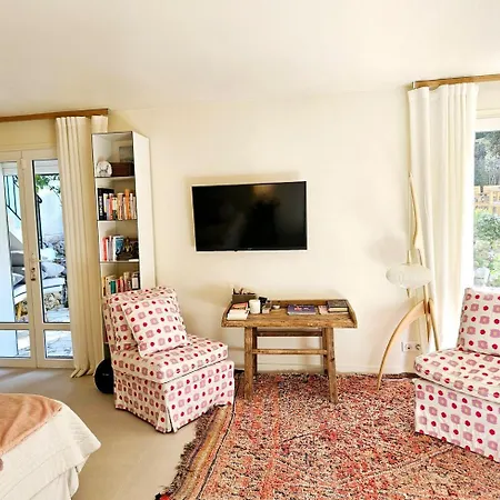 3 Bedroom House In The Center Of Cannes